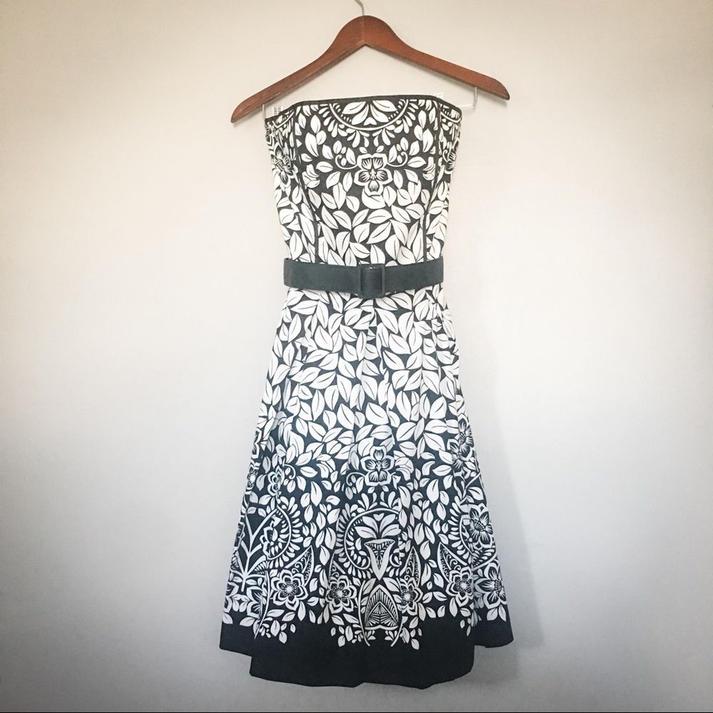 WHBM Fit and Flare Strapless Dress Size 10 - Picture 8 of 9